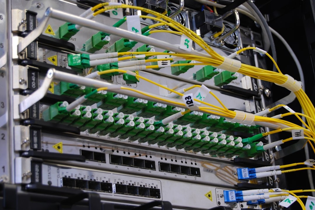 Expanded-Beam-Optical-Interconnect-Steckkonzept