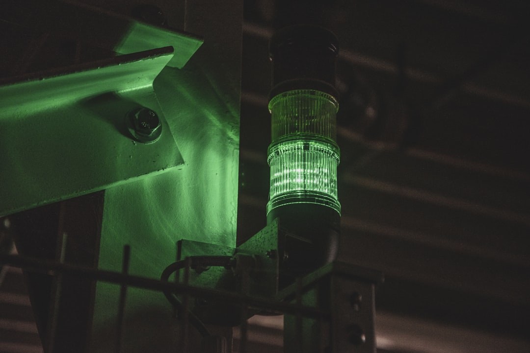 „Lichtleitersensoren“ von Keyence